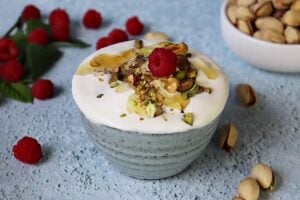 Fontana Frozen grekisk yoghurt med honung Recept Bild